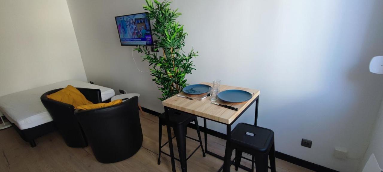 **Studio Holidays** Centre Ville 20 M2 ชาลงส์-อ็อง-ชองปาญ ภายนอก รูปภาพ